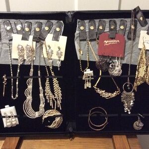 Costume Jewelry Haul!! necklaces, earrings, bracelets